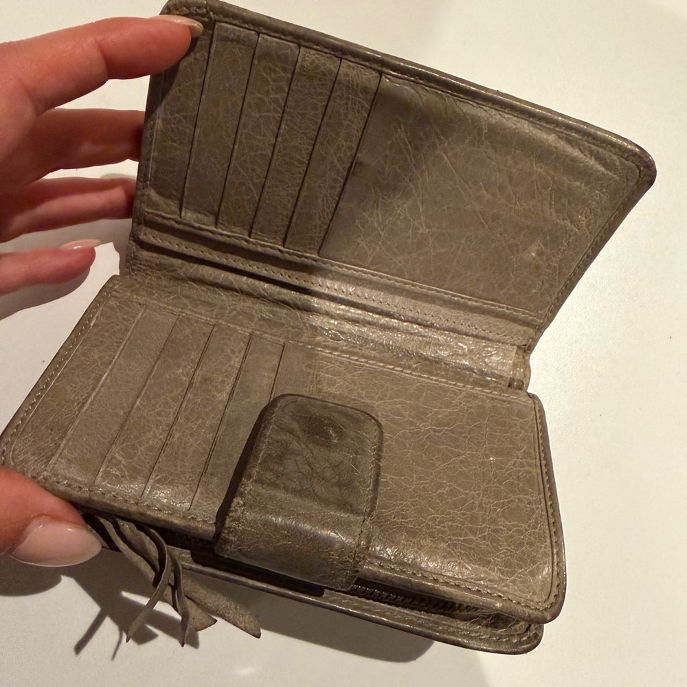 Balenciaga Paris Grey Leather Wallet with Zipper and change purse - Picture 9 of 10